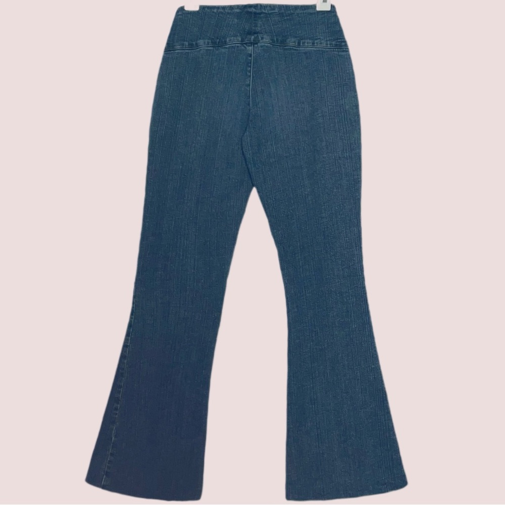 Vintage 'Soulmate' Y2K 2000's Blue Jeans with a Low-Mid Rise & a Pocketless Back - Picture 2 of 3